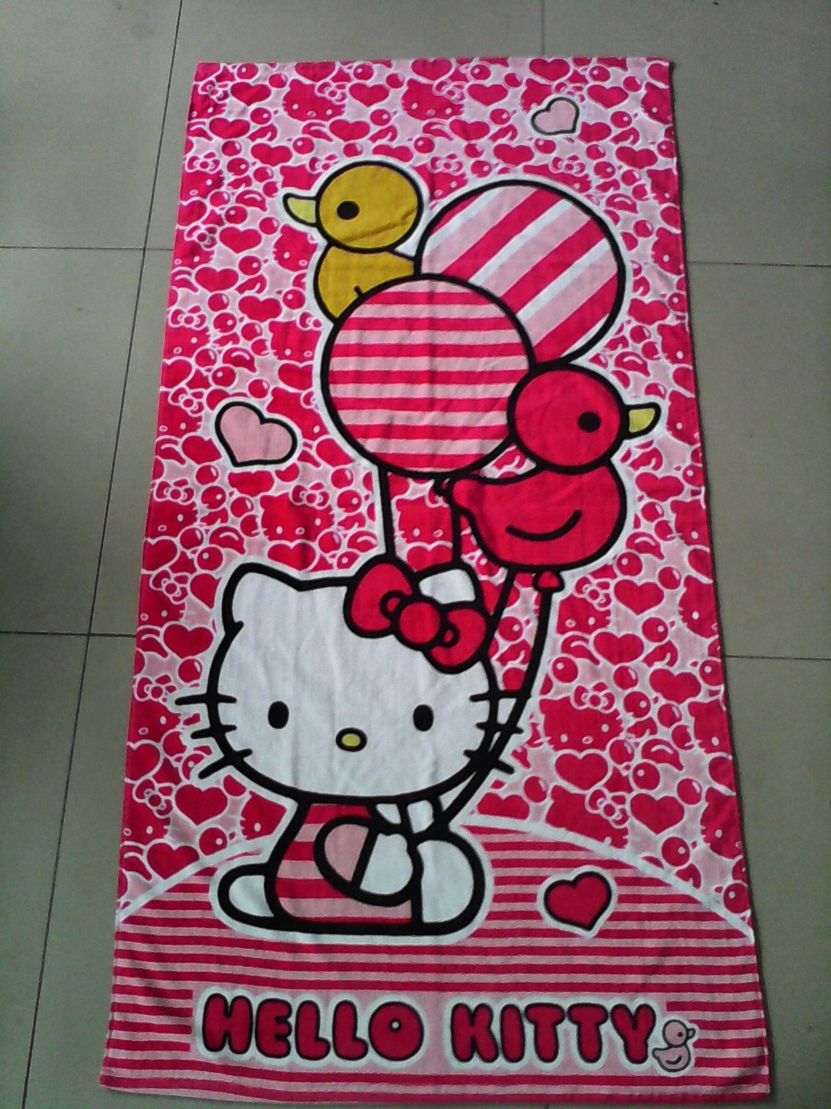 HELLO KITTY  organic cotton beach towel with reactive printing